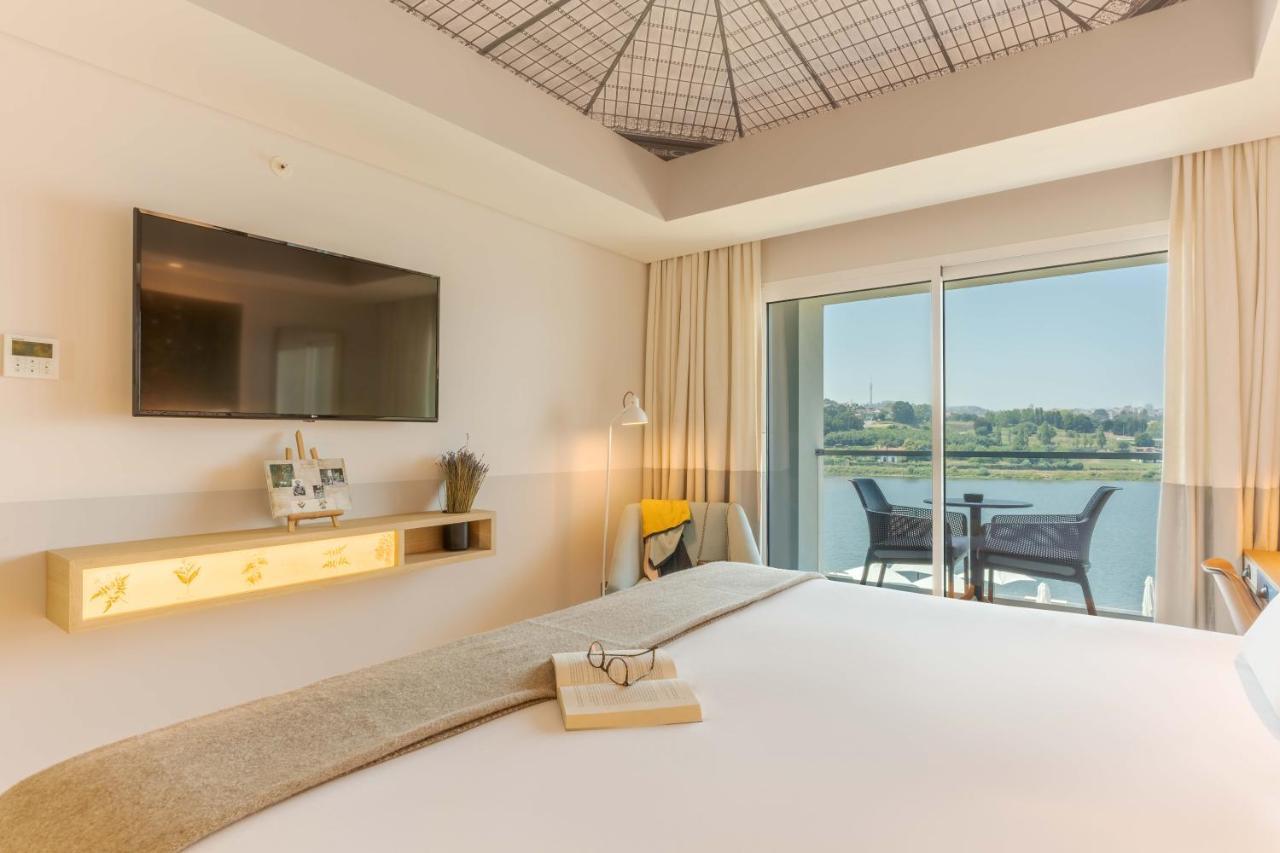 Pestana Douro Riverside - Preferred Hotels & Resorts, Lifestyle Valbom  エクステリア 写真 A room at the hotel
